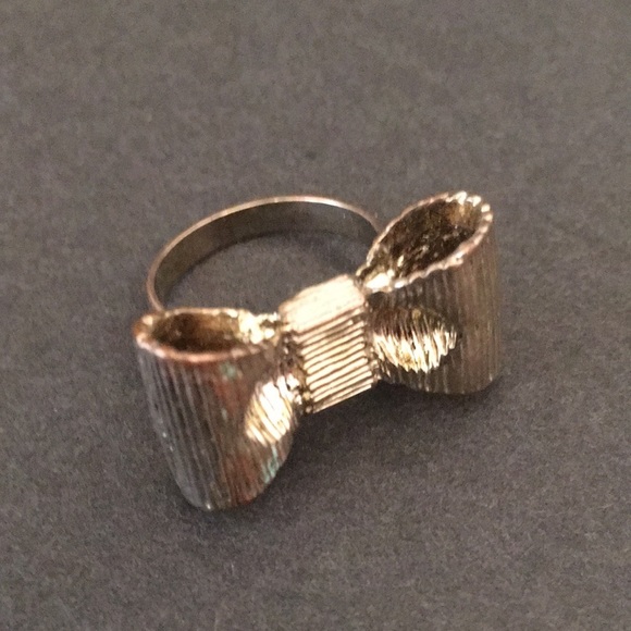 Set of 3 Fashion Rings - Picture 4 of 11
